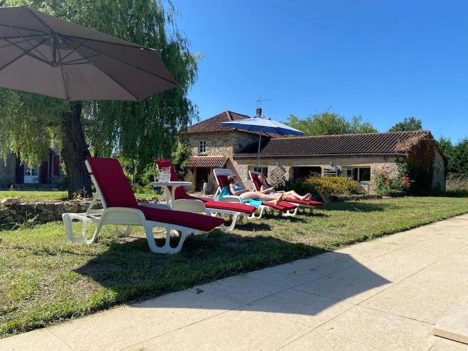 Vakantiehuis La Poire, Op Landgoed Aan De Dordogne Prudhomat Extérieur photo